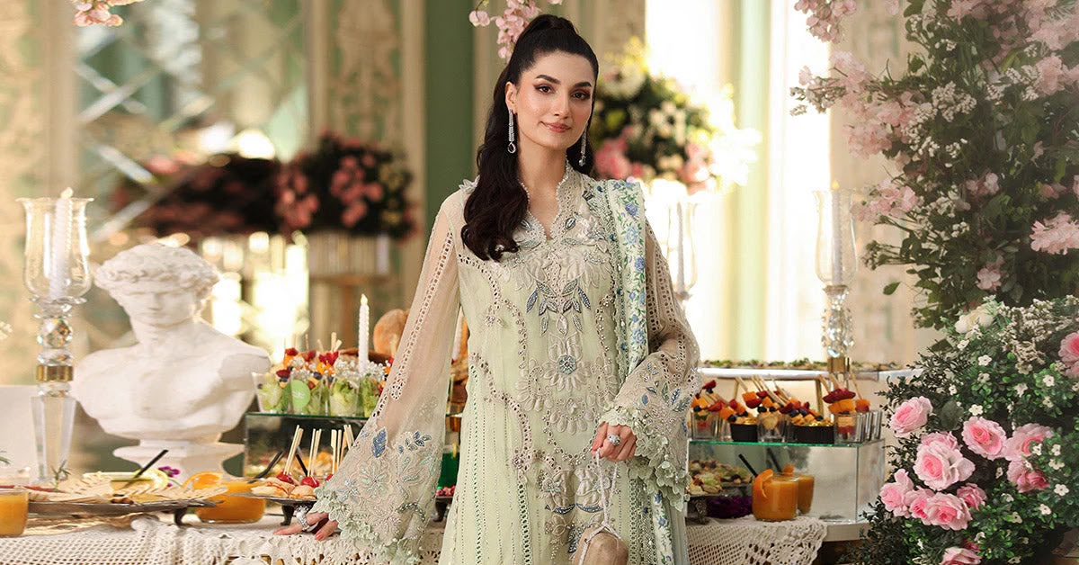 Mint Green Chiffon Suit – Back Border & Trouser Shamoz Silk Detail