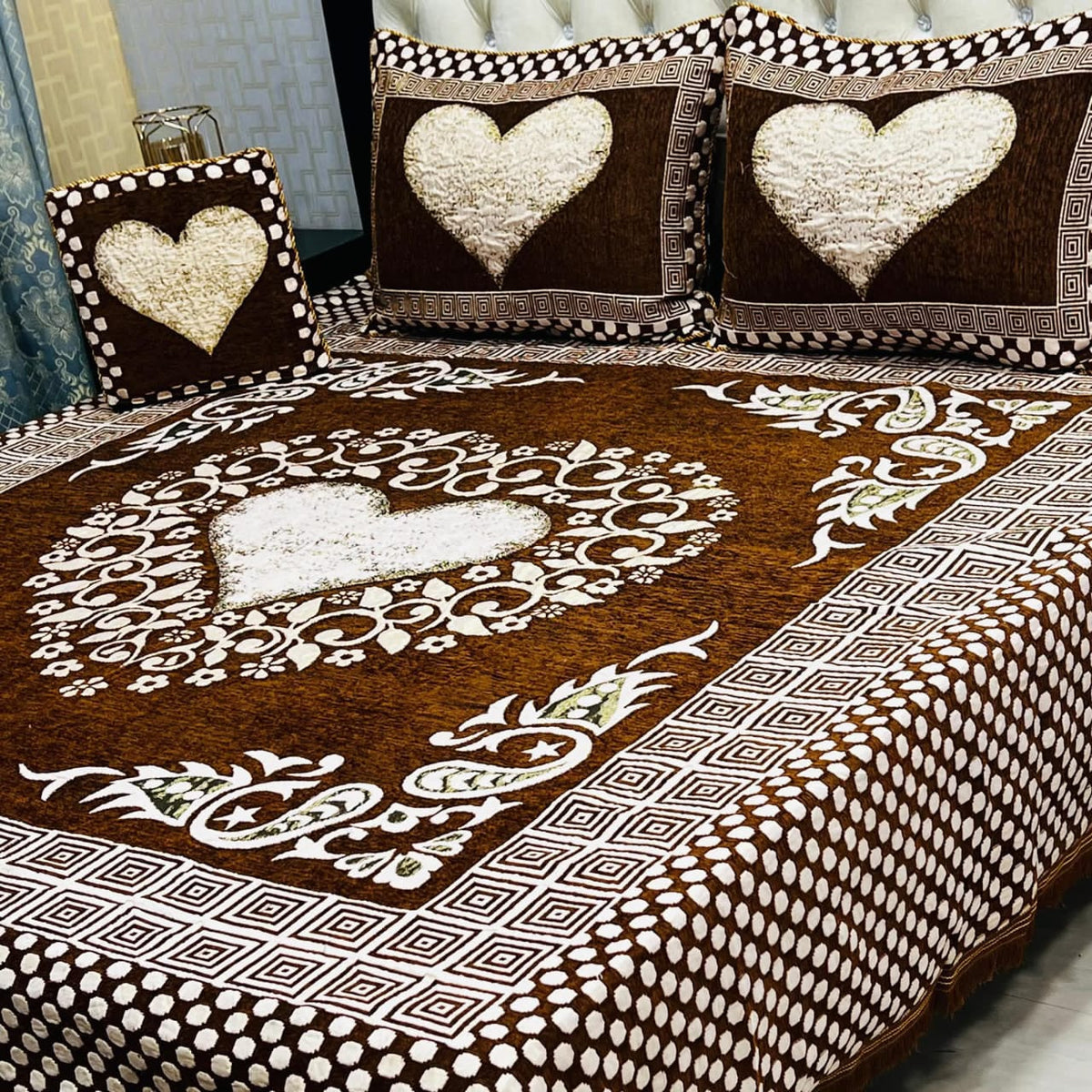 4Pc Velvet Jaquard Bedsheet – King Size