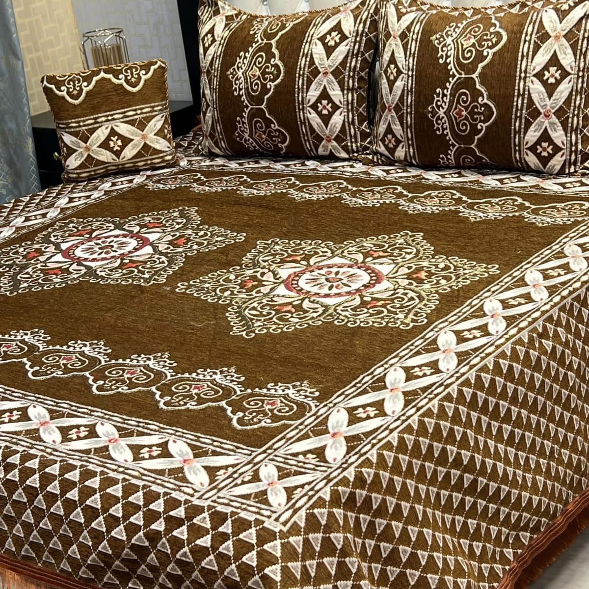 4Pc Velvet Jaquard Bedsheet – King Size