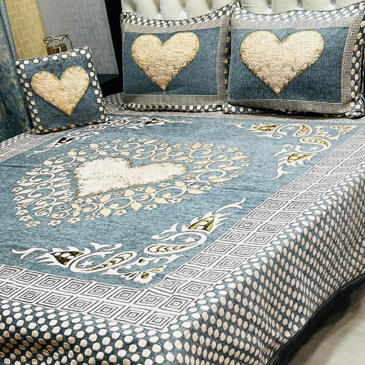 4Pc Velvet Jaquard Bedsheet – King Size