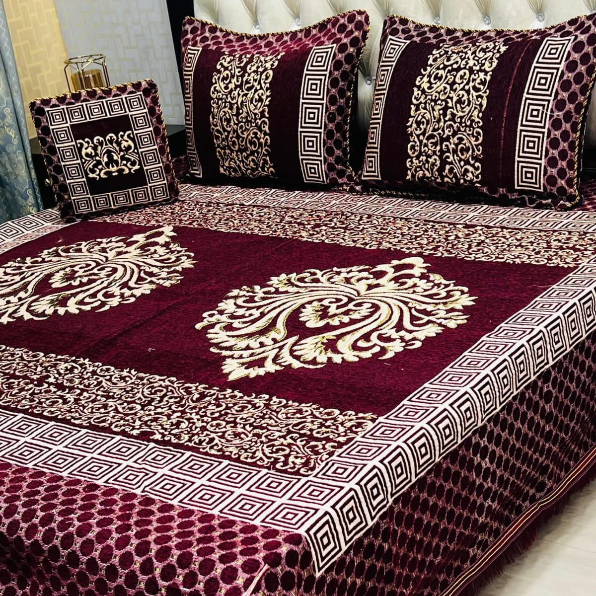 4Pc Velvet Jaquard Bedsheet – King Size