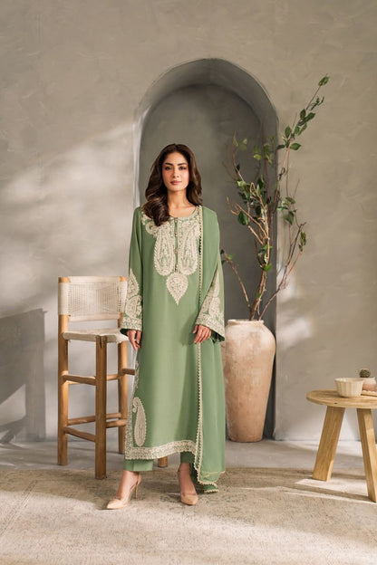 SAPPHIRE Navy Blue Lawn 3PC Heavy Embroidered Suit – Model View