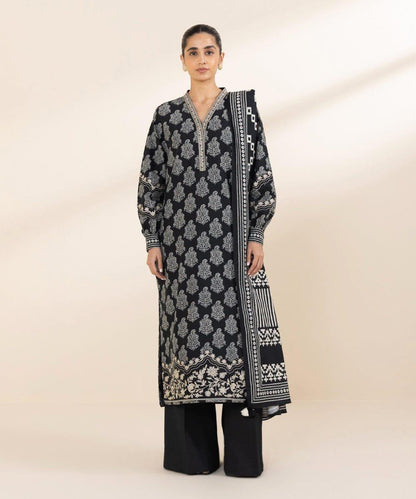 3Pc Digital Print Lawn Suit - Voil Dupatta Detail Close Up