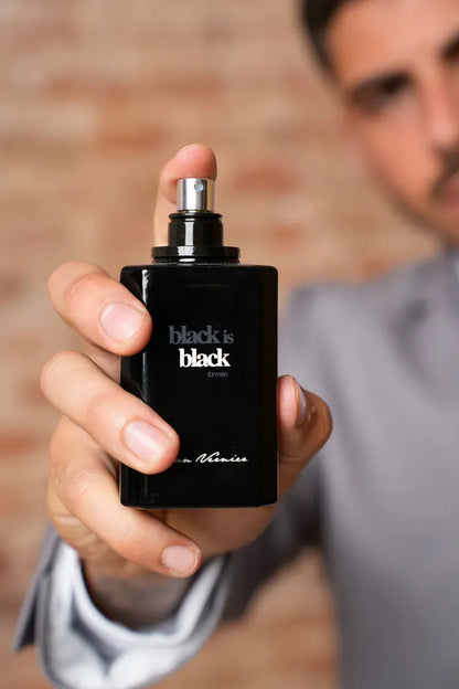 Black is Black EDP – Box and Bottle Lifestyle